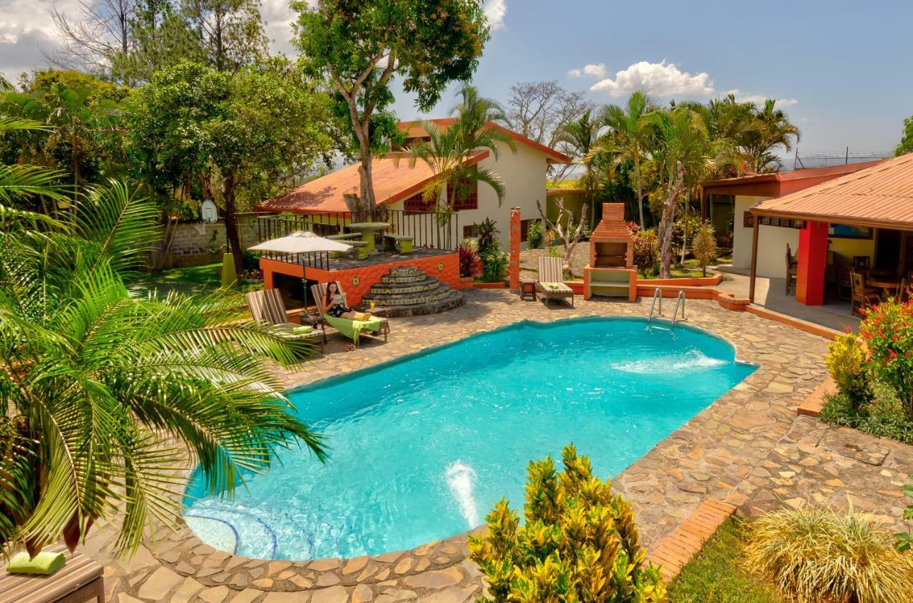Dushi Vida Country Inn Alajuela Esterno foto